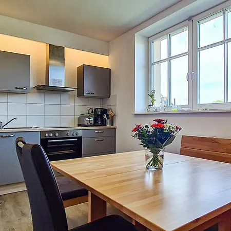 In Zirtow Летний дом